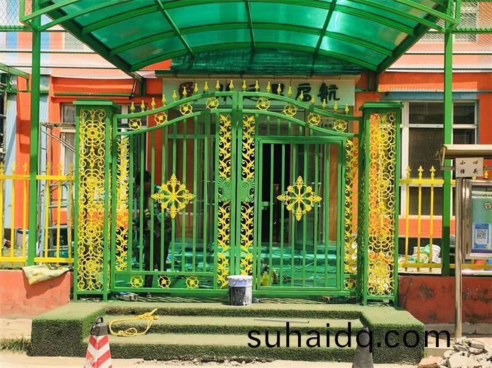 大連(lian)鐵藝大(da)門(men)